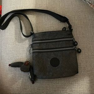 Kipling zippered crossbody, silver